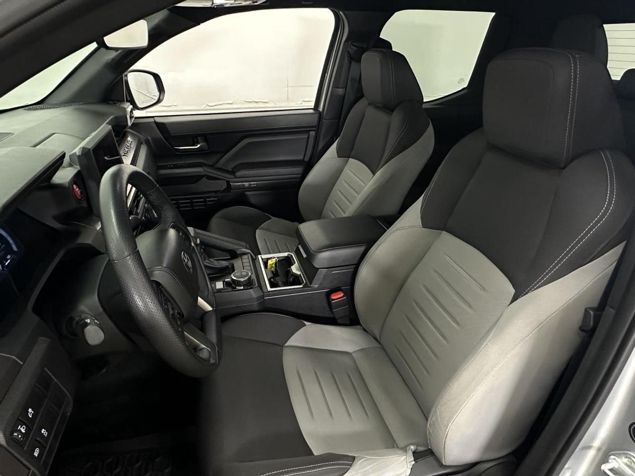 2026 Toyota Tacoma TRD SPORT/CREW/4WD/OFF 1 OWNER TOYOTA LEASE! Photo
