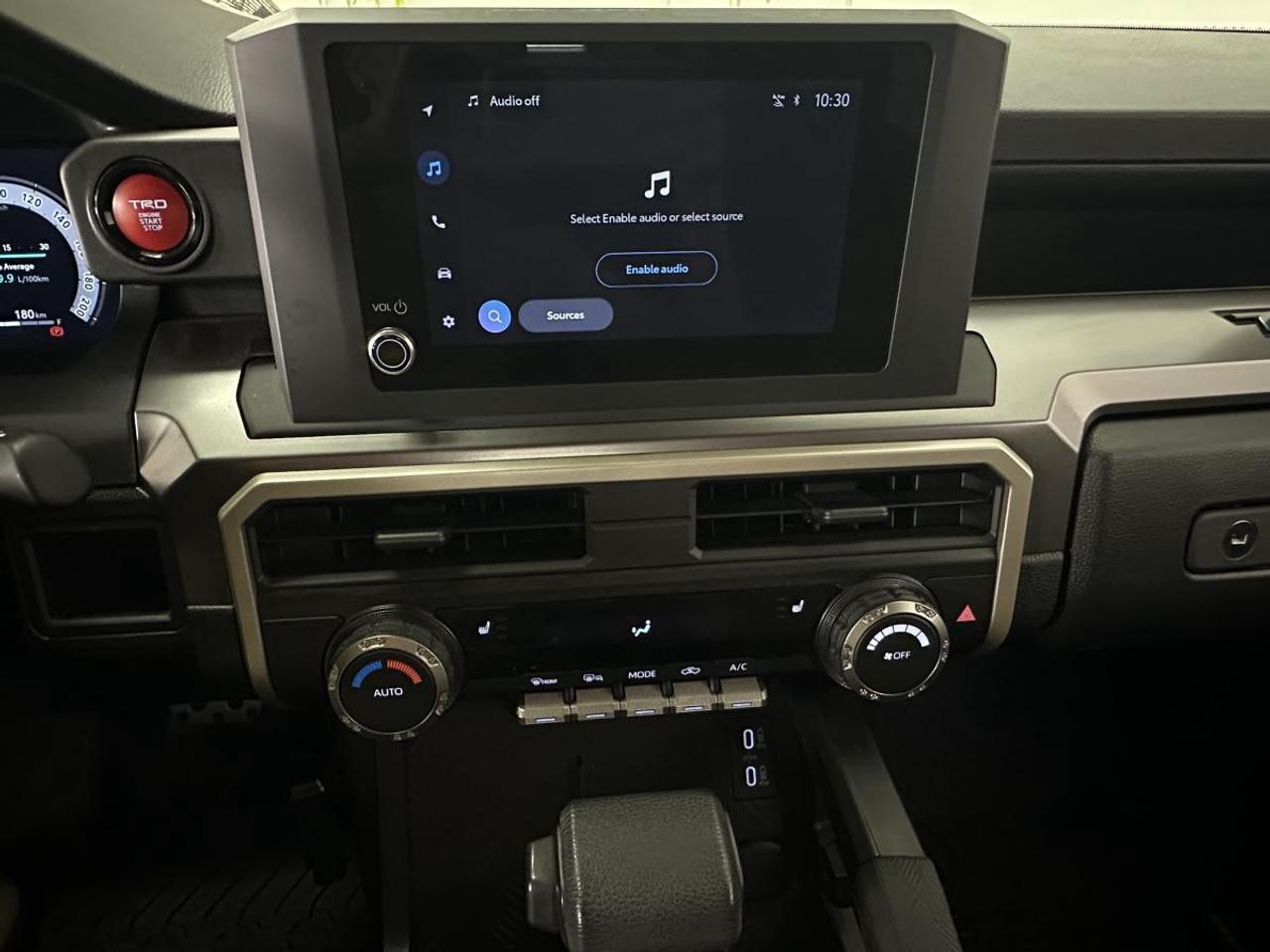 2026 Toyota Tacoma TRD SPORT/CREW/4WD/OFF 1 OWNER TOYOTA LEASE! Photo