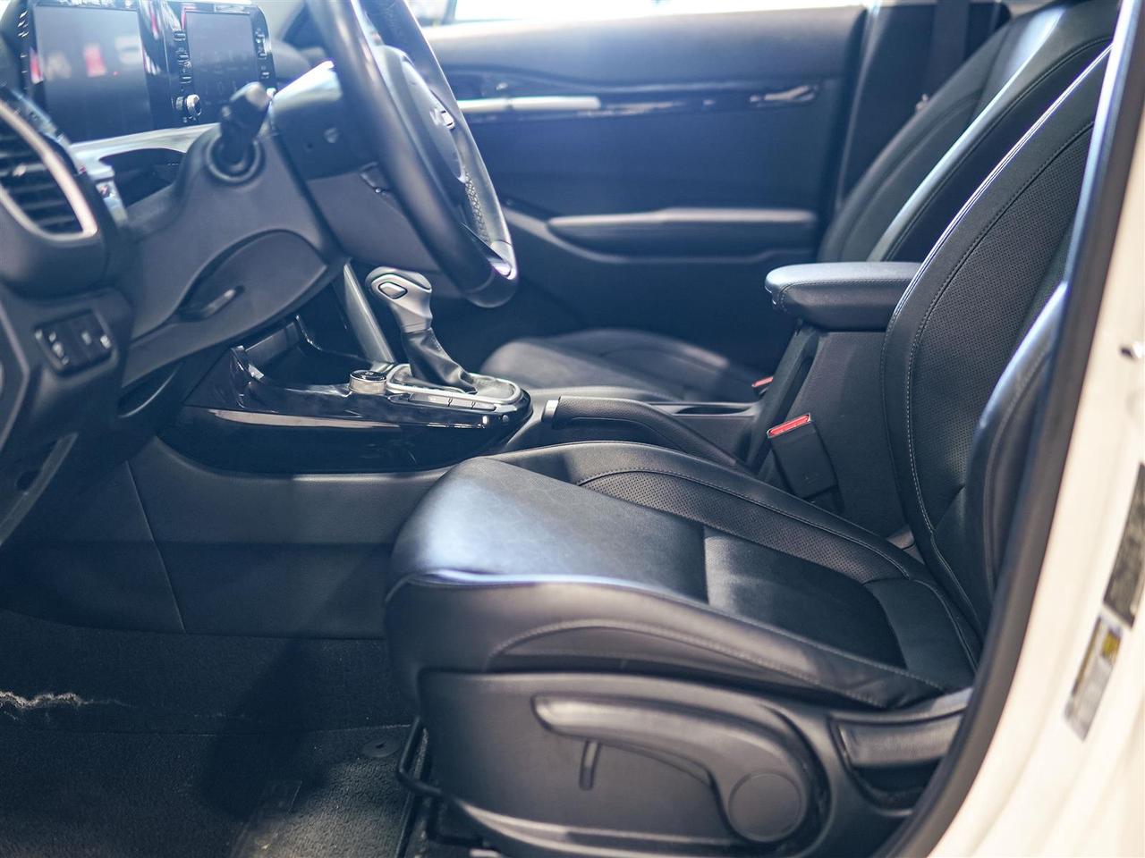 2025 Kia Seltos EX PREMIUM | AWD | LEATHER | ROOF | NO ACCIDENTS Photo