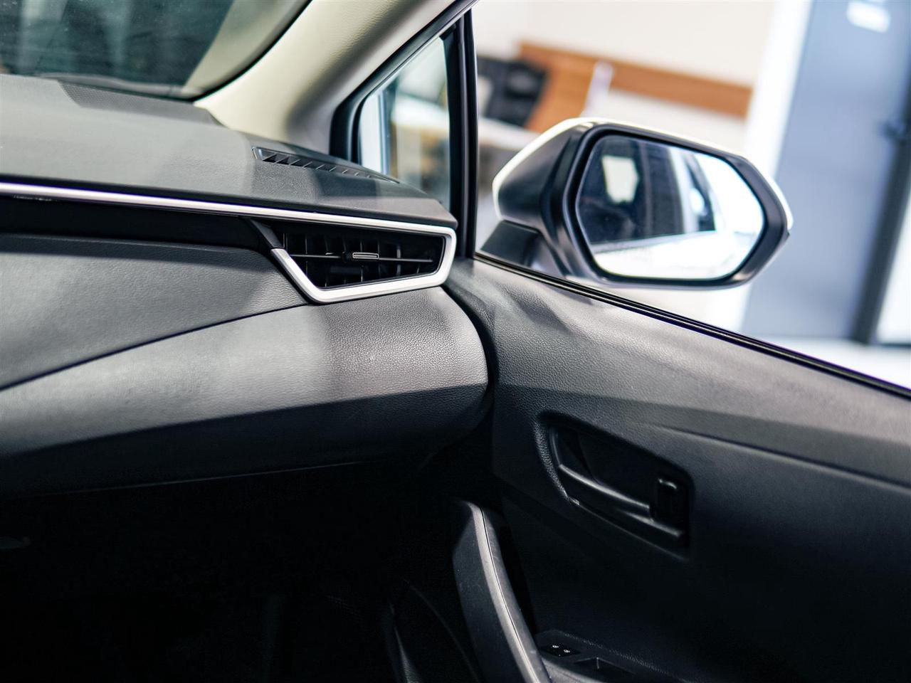 2025 Toyota Corolla LE | BLIND SPOT | APP CONNECT | NO ACCIDENTS Photo