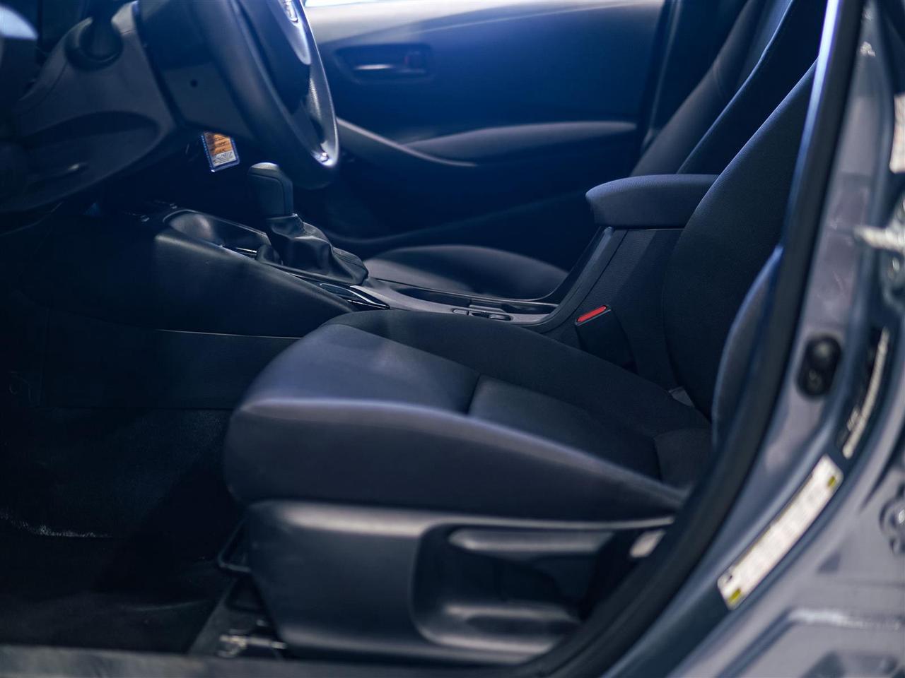 2025 Toyota Corolla LE | BLIND SPOT | APP CONNECT | NO ACCIDENTS Photo