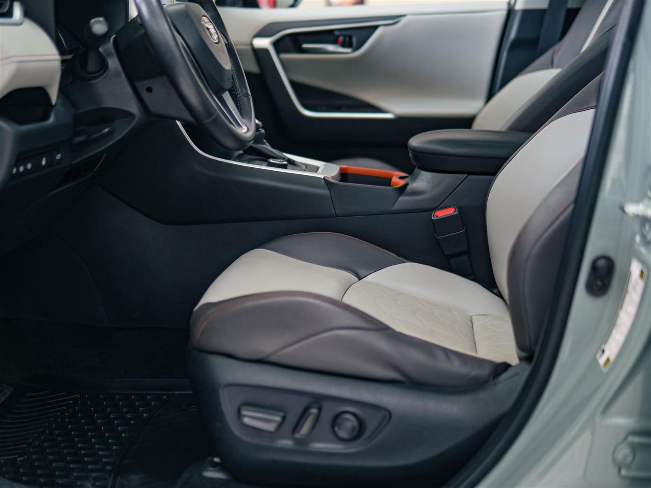 2023 Toyota RAV4 TRAIL AWD | LEATHER | ROOF | NO ACCIDENTS Photo