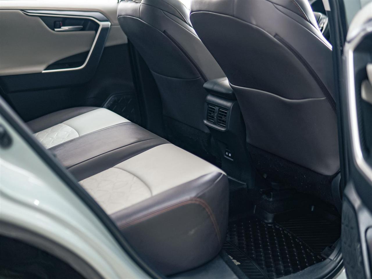 2023 Toyota RAV4 TRAIL AWD | LEATHER | ROOF | NO ACCIDENTS Photo