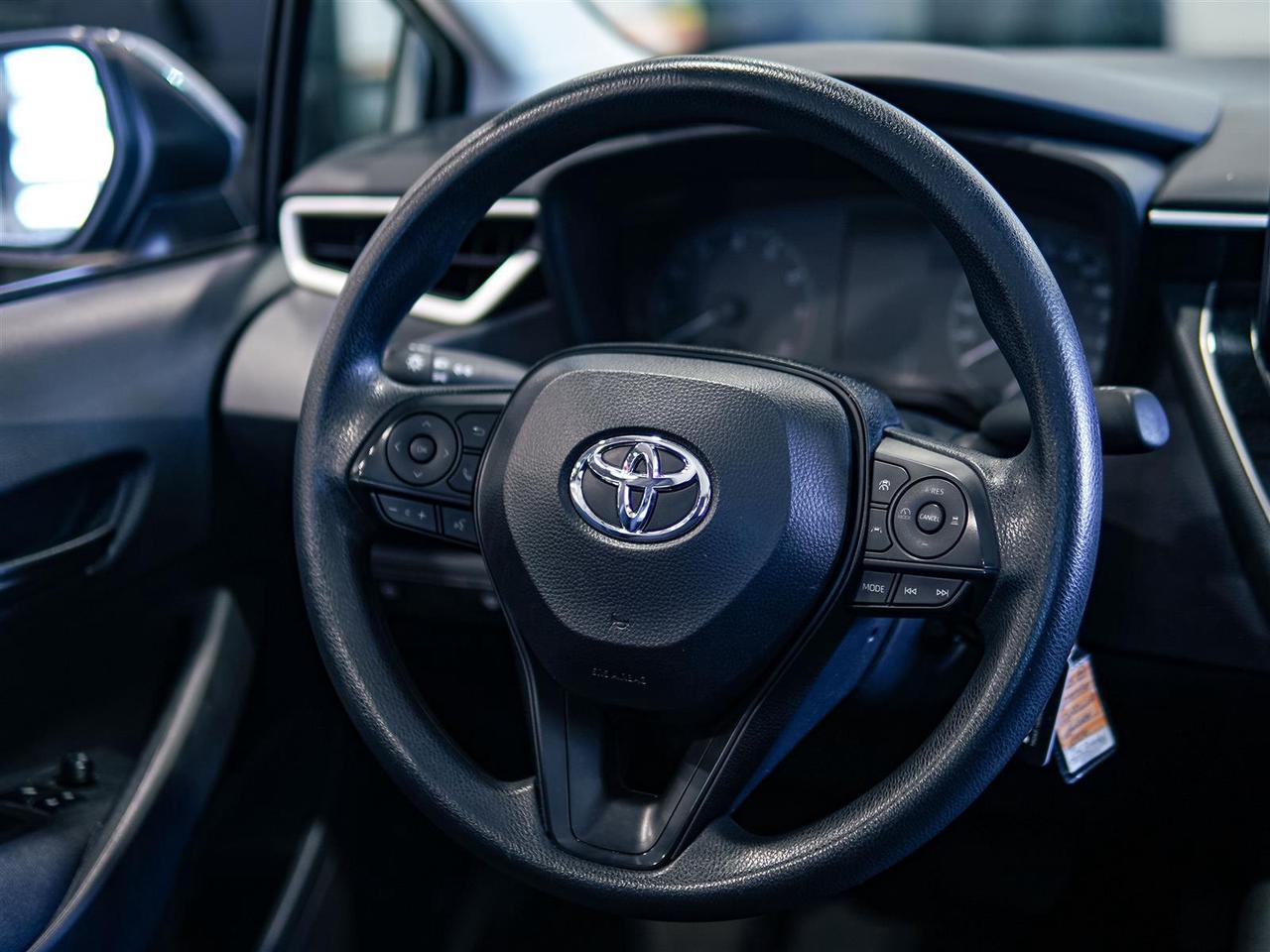 2025 Toyota Corolla LE | BLIND SPOT | HEATED SEATS | NO ACCIDENTS Photo