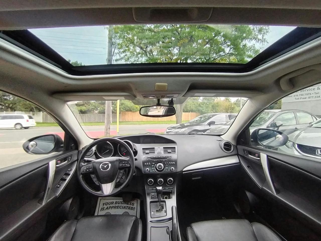 2013 Mazda MAZDA3 i Touring Photo