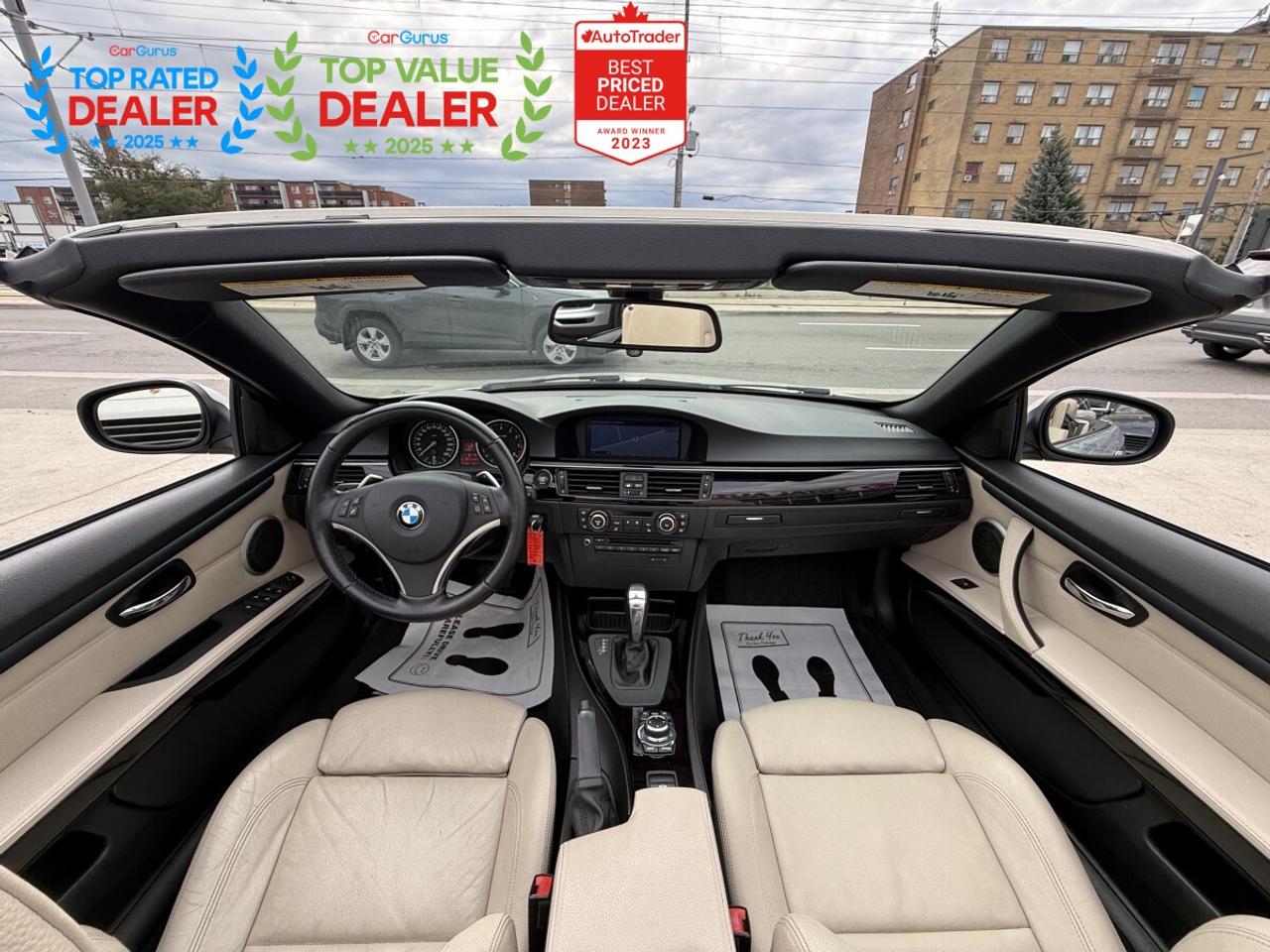 2011 BMW 3 Series PREMIUM PKG | LOW KM | HARD TOP CONVERTIBLE | NAVIGATION Photo1