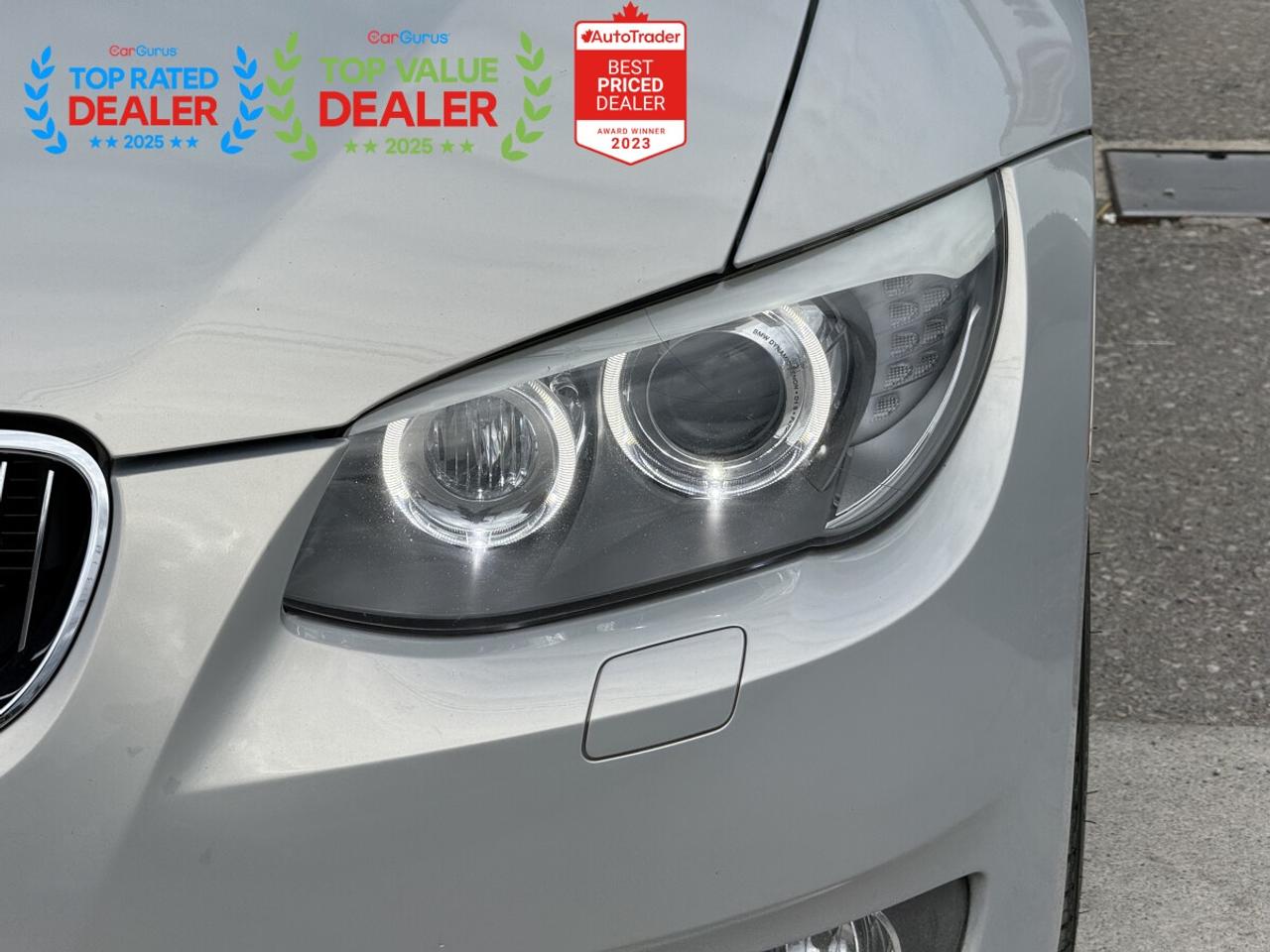2011 BMW 3 Series PREMIUM PKG | LOW KM | HARD TOP CONVERTIBLE | NAVIGATION Photo