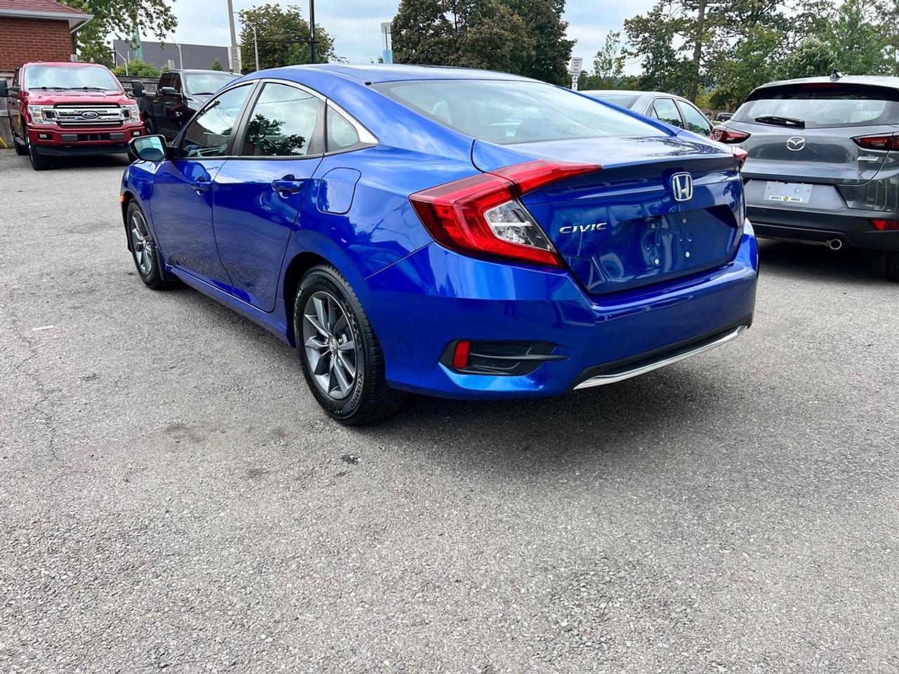 2021 Honda Civic EX Photo2