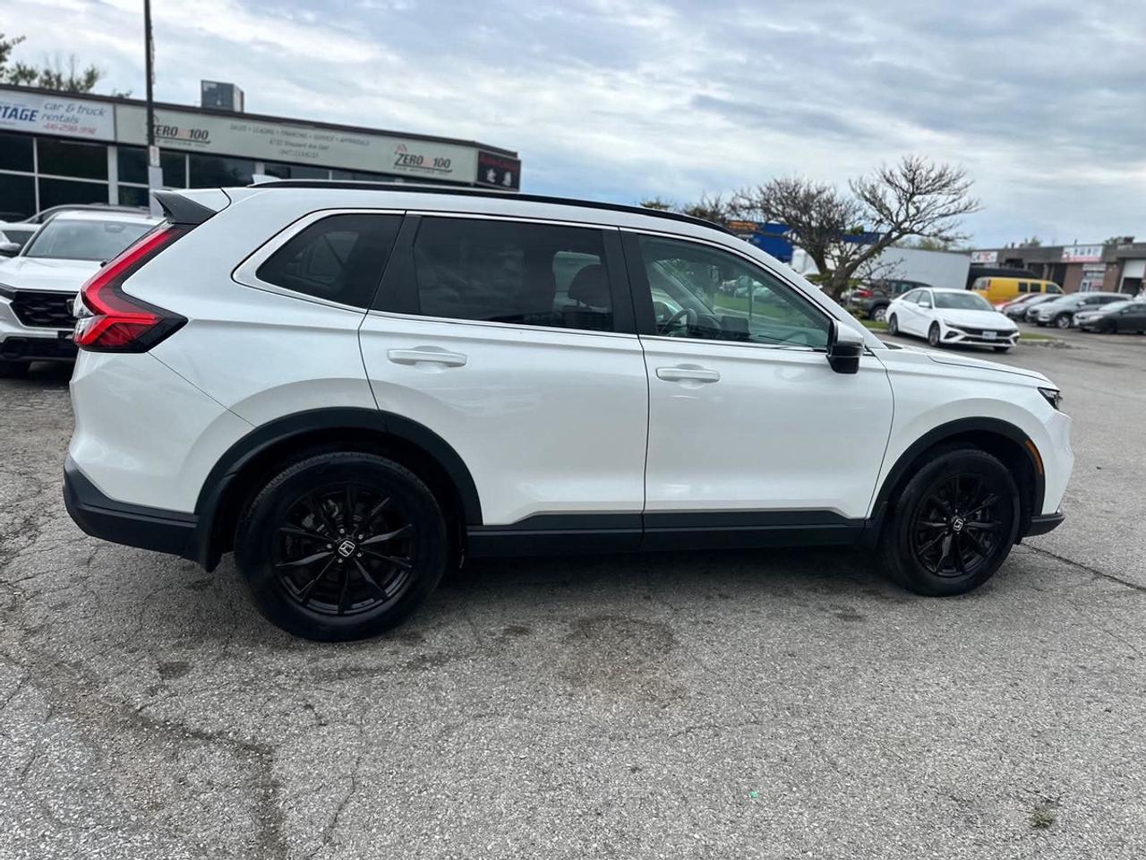 2025 Honda CR-V Sport Photo