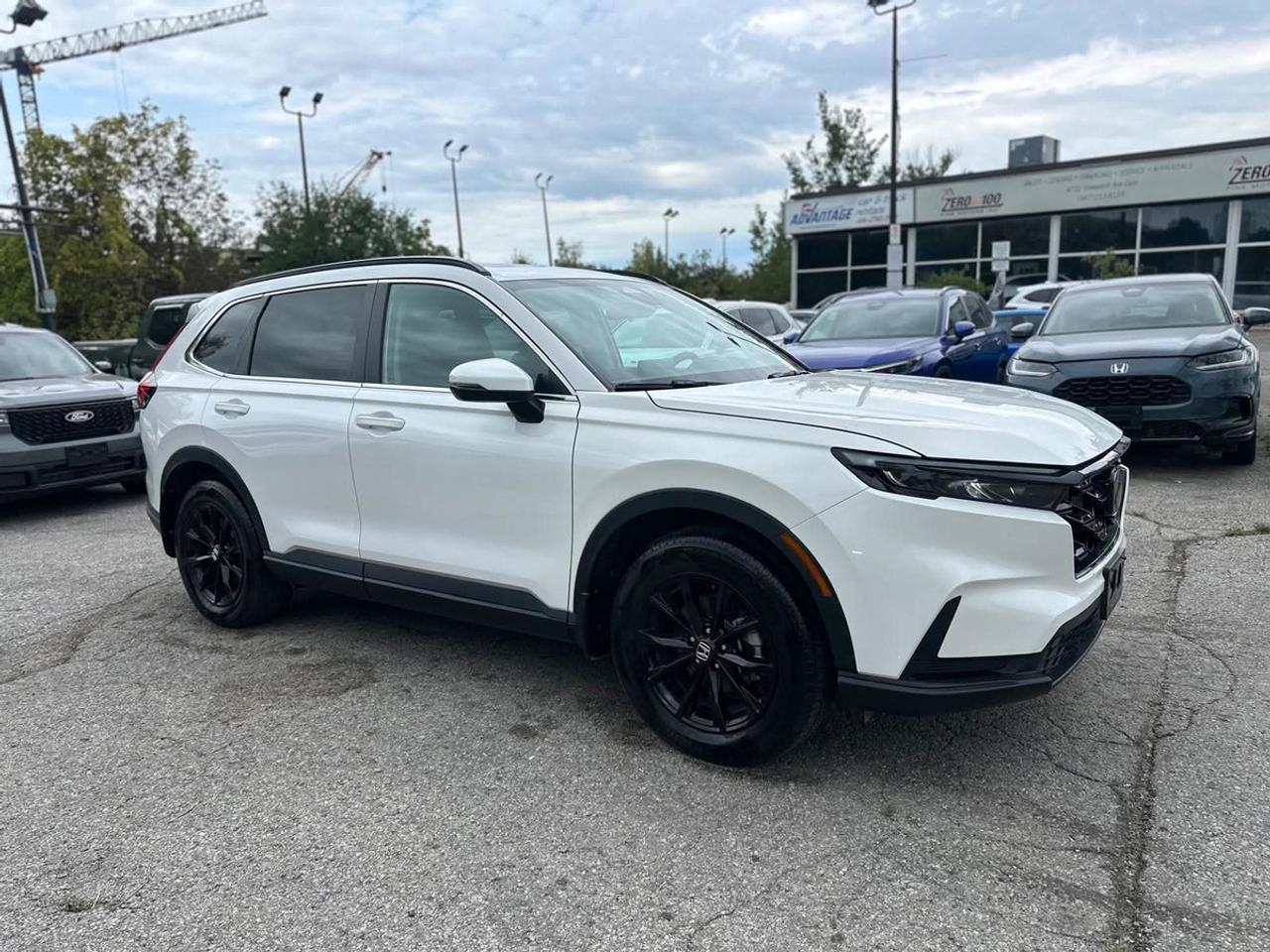 2025 Honda CR-V Sport Photo