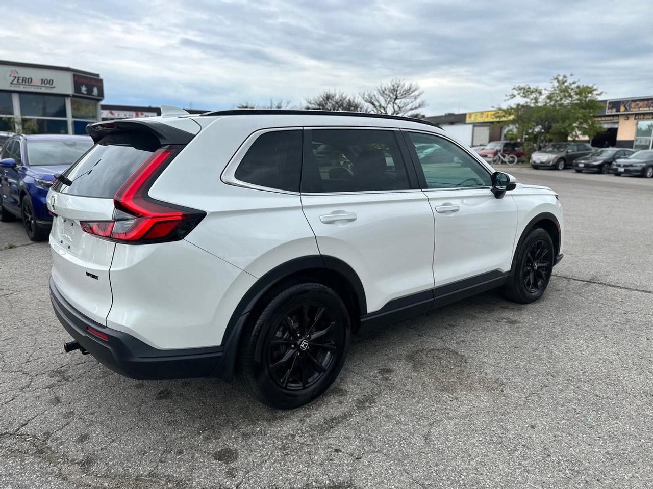2025 Honda CR-V Sport Photo