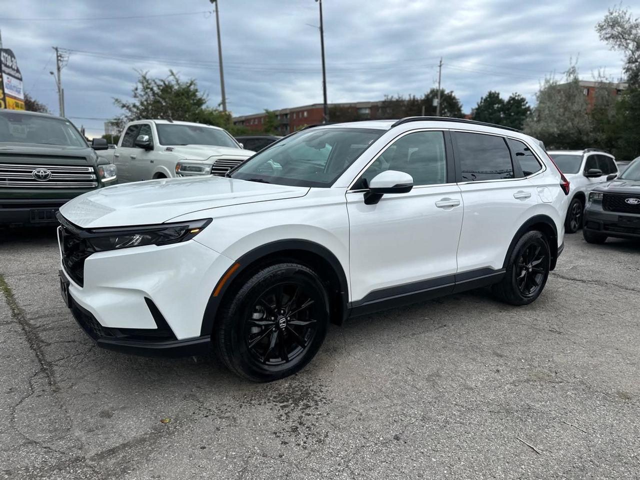 2025 Honda CR-V Sport Photo