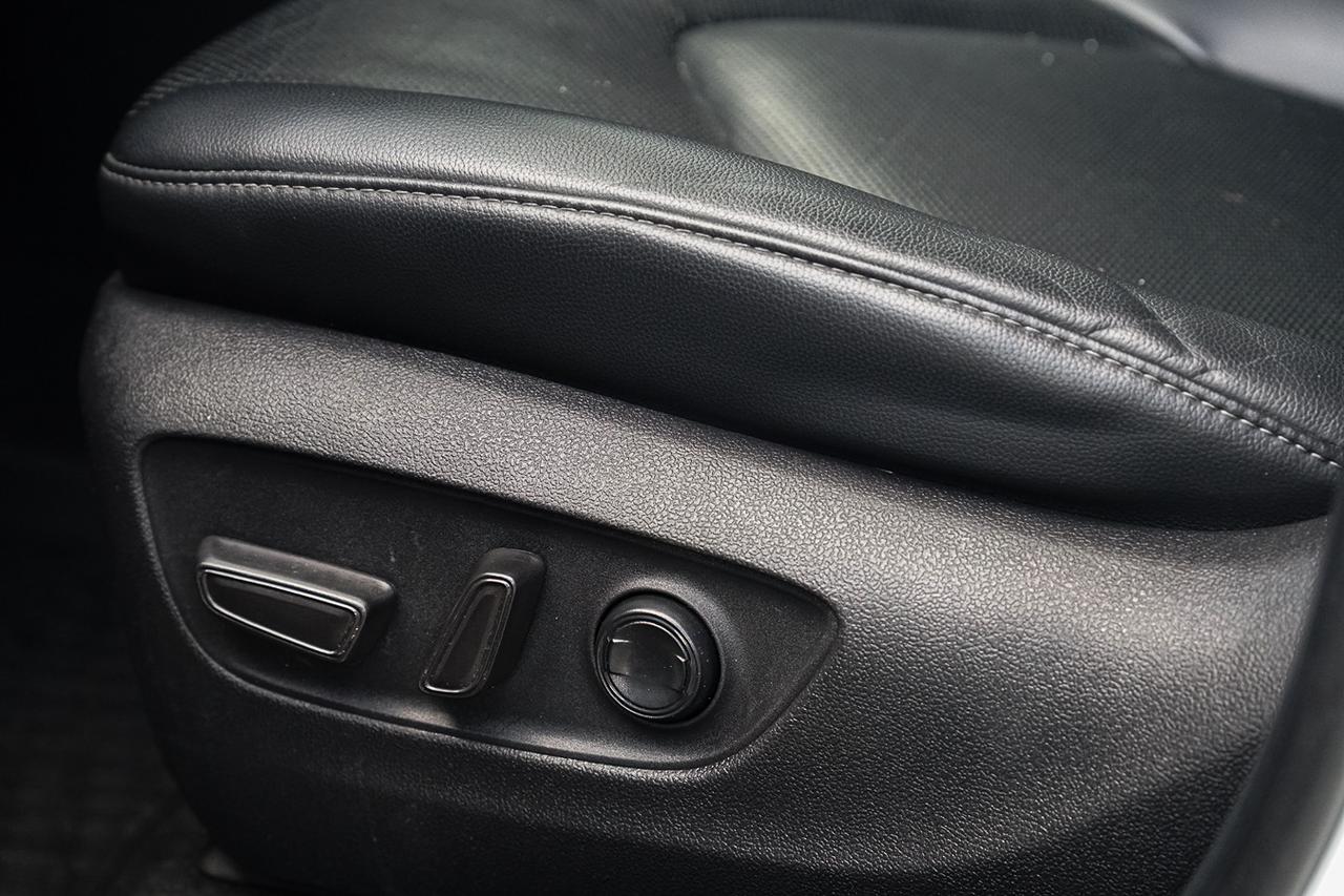 2023 Toyota Highlander Limited AWD |NO ACCIDENT|PANO|COOLED|LEATHER|BSM| Photo