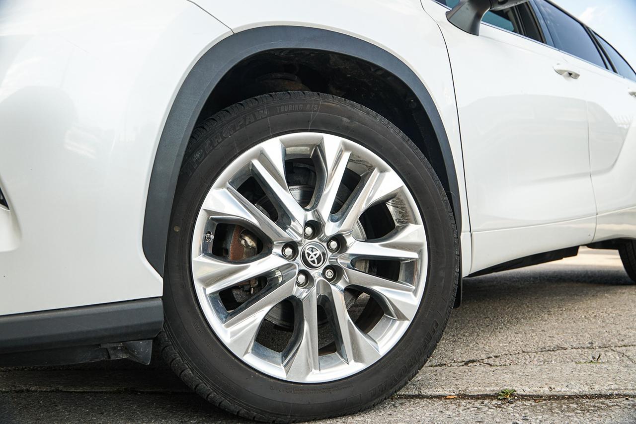 2023 Toyota Highlander Limited AWD |NO ACCIDENT|PANO|COOLED|LEATHER|BSM| Photo
