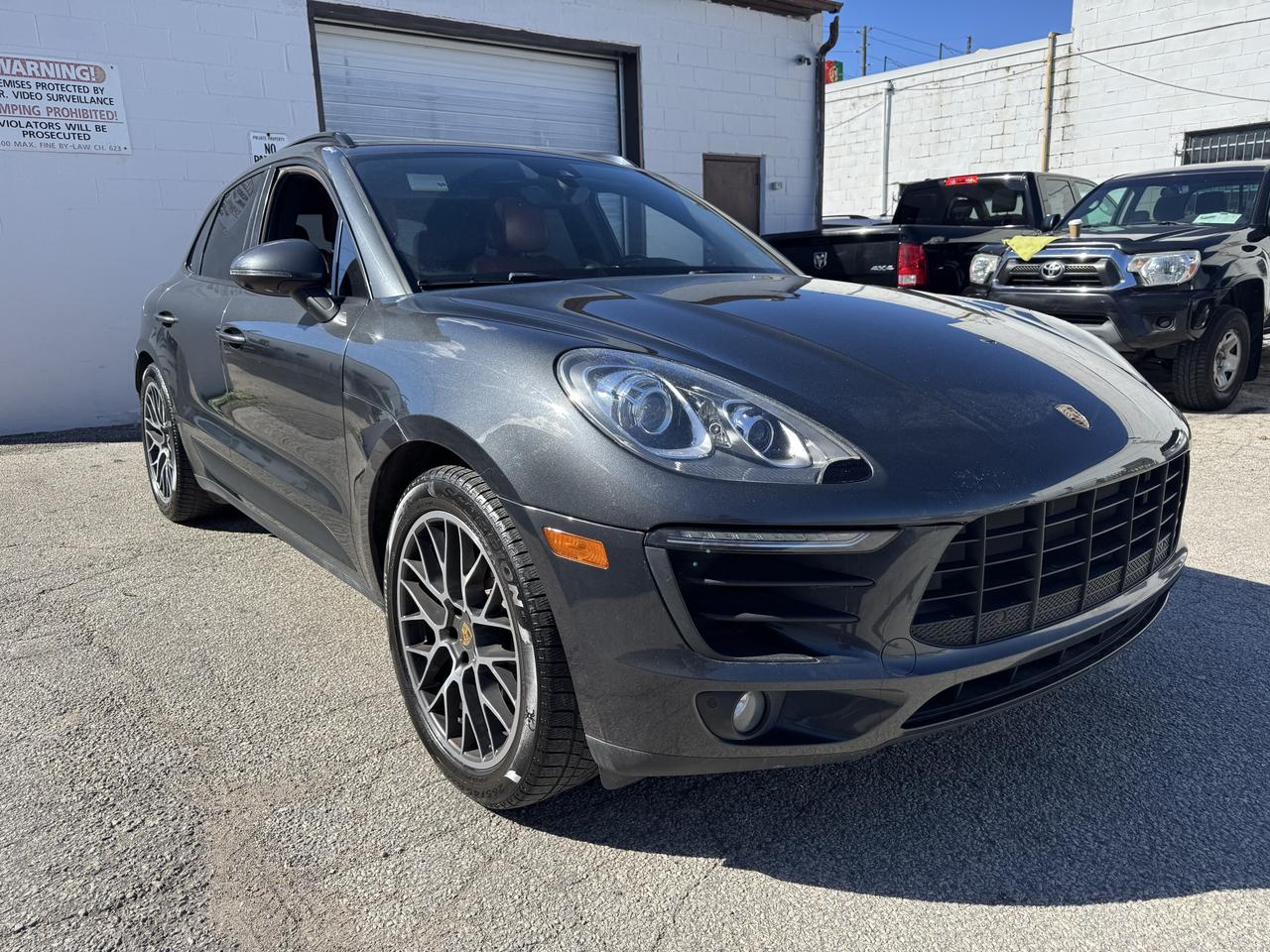 2017 Porsche Macan SUV / Crossover All-Wheel Drive Automatic