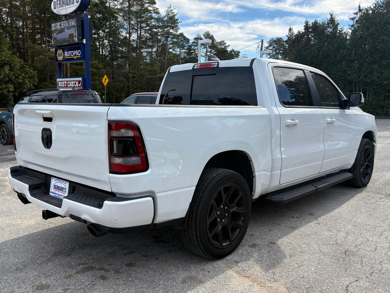 2022 RAM 1500 SPORT 4X4 CREW CAB 5'7" BOX Photo