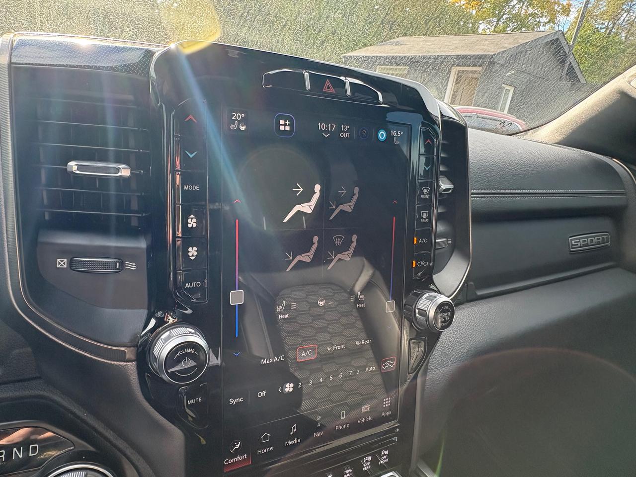 2022 RAM 1500 SPORT 4X4 CREW CAB 5'7" BOX Photo