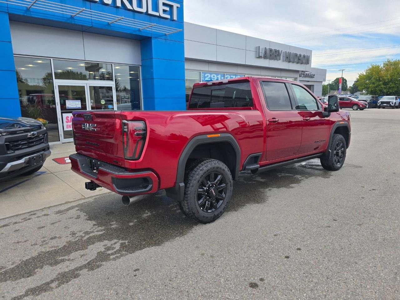 2026 GMC Sierra 2500 HD Crew Cab Standard Box 4-Wheel Drive AT4 Photo