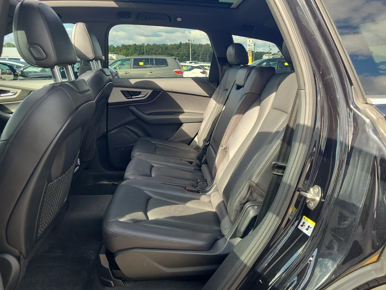 2017 Audi Q7 3.0T Technik - Photo #5