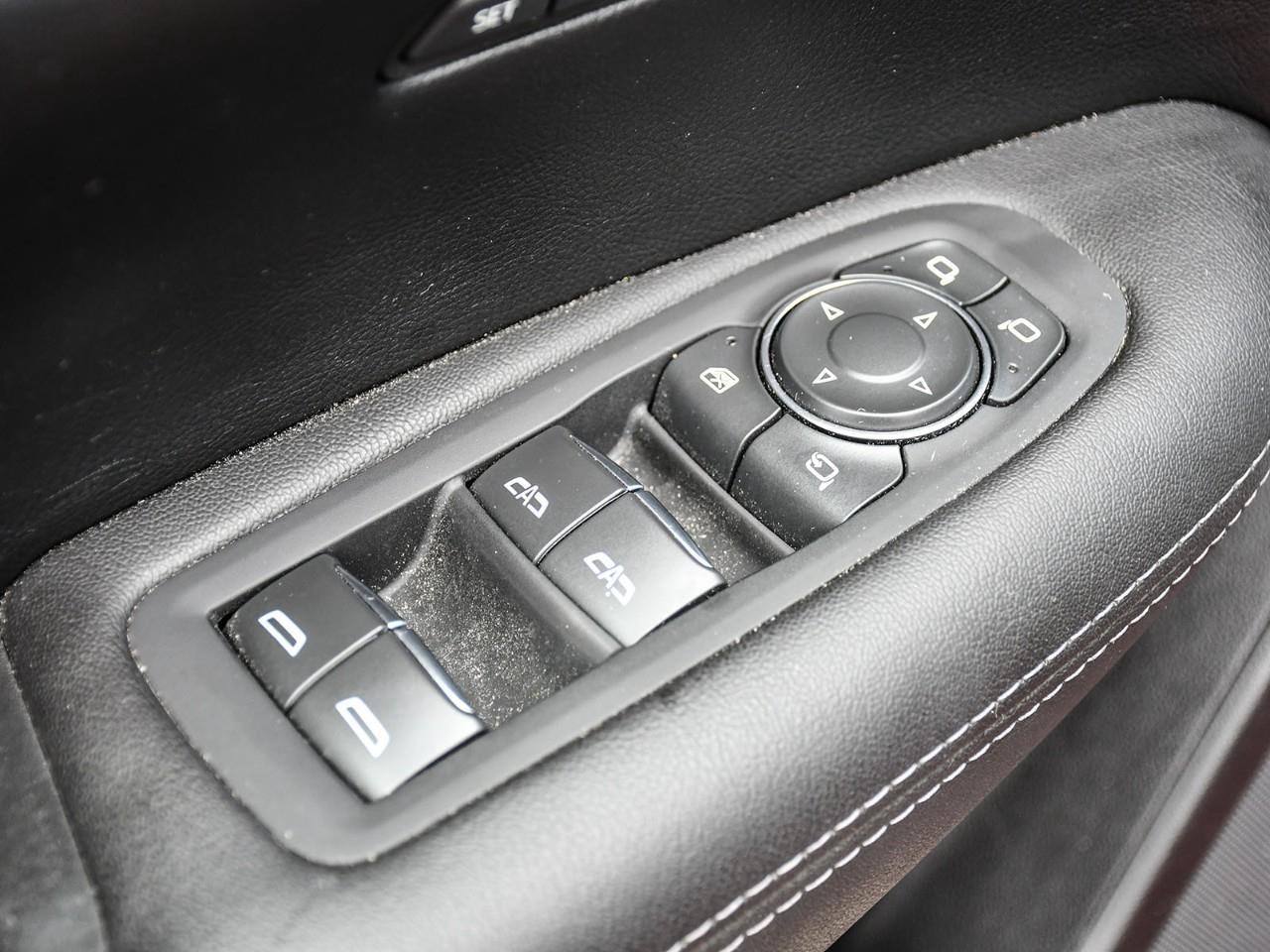 2025 Cadillac XT5 Premium Luxury NAV | SURNOOR | HTD SEATS | HTD STEERING | REMOTE START Photo