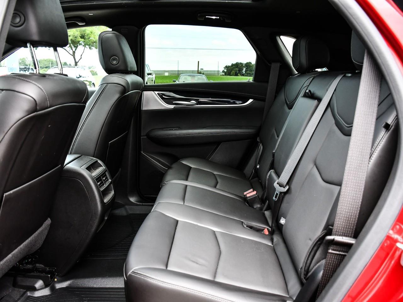 2025 Cadillac XT5 Premium Luxury NAV | SURNOOR | HTD SEATS | HTD STEERING | REMOTE START Photo