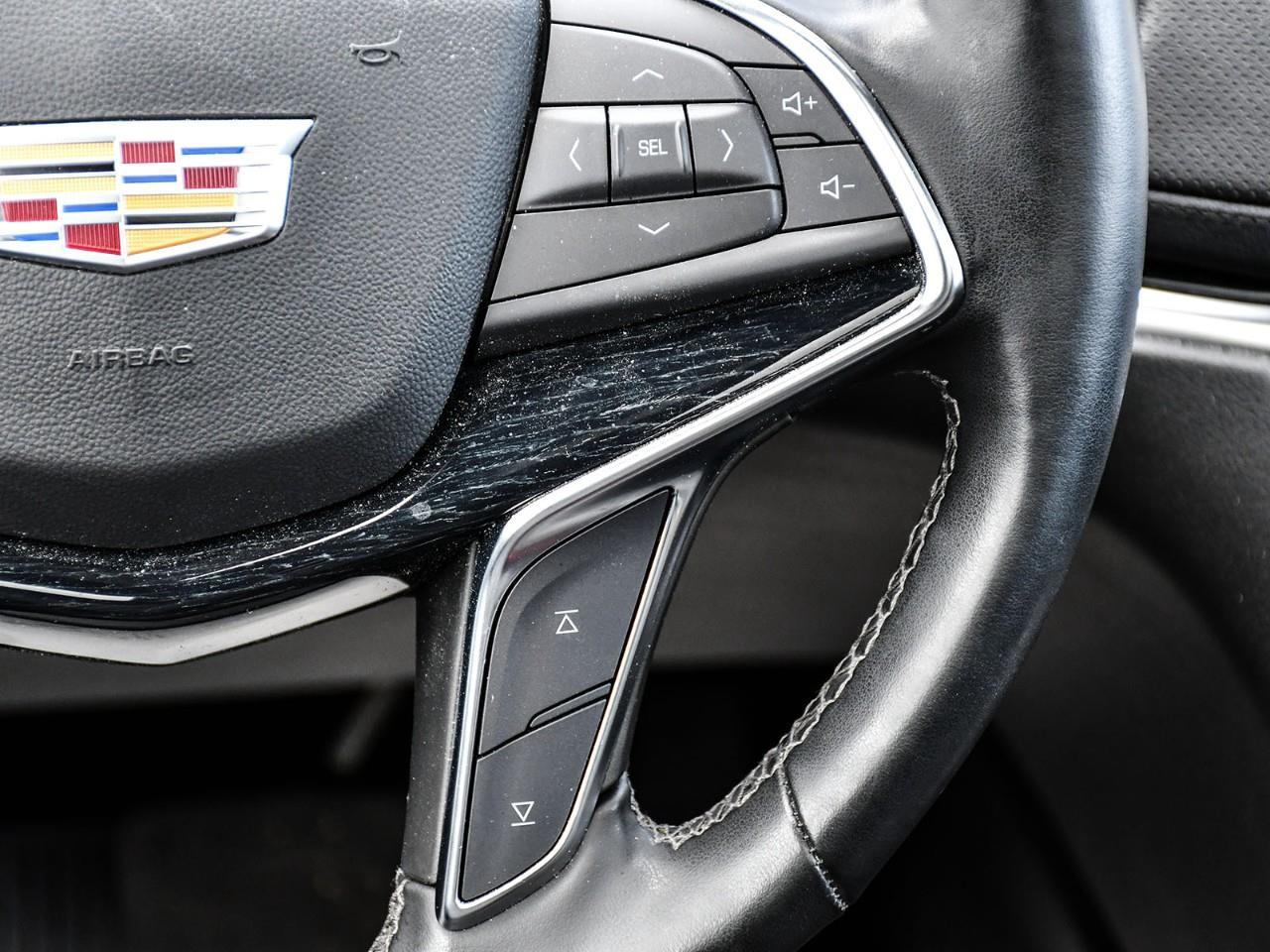 2025 Cadillac XT5 Premium Luxury NAV | SURNOOR | HTD SEATS | HTD STEERING | REMOTE START Photo