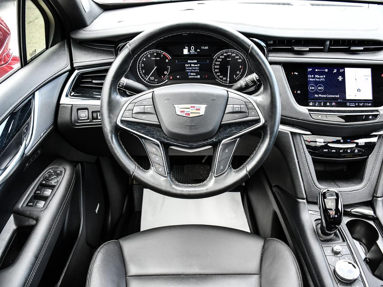 2025 Cadillac XT5 Premium Luxury NAV | SURNOOR | HTD SEATS | HTD STEERING | REMOTE START Photo