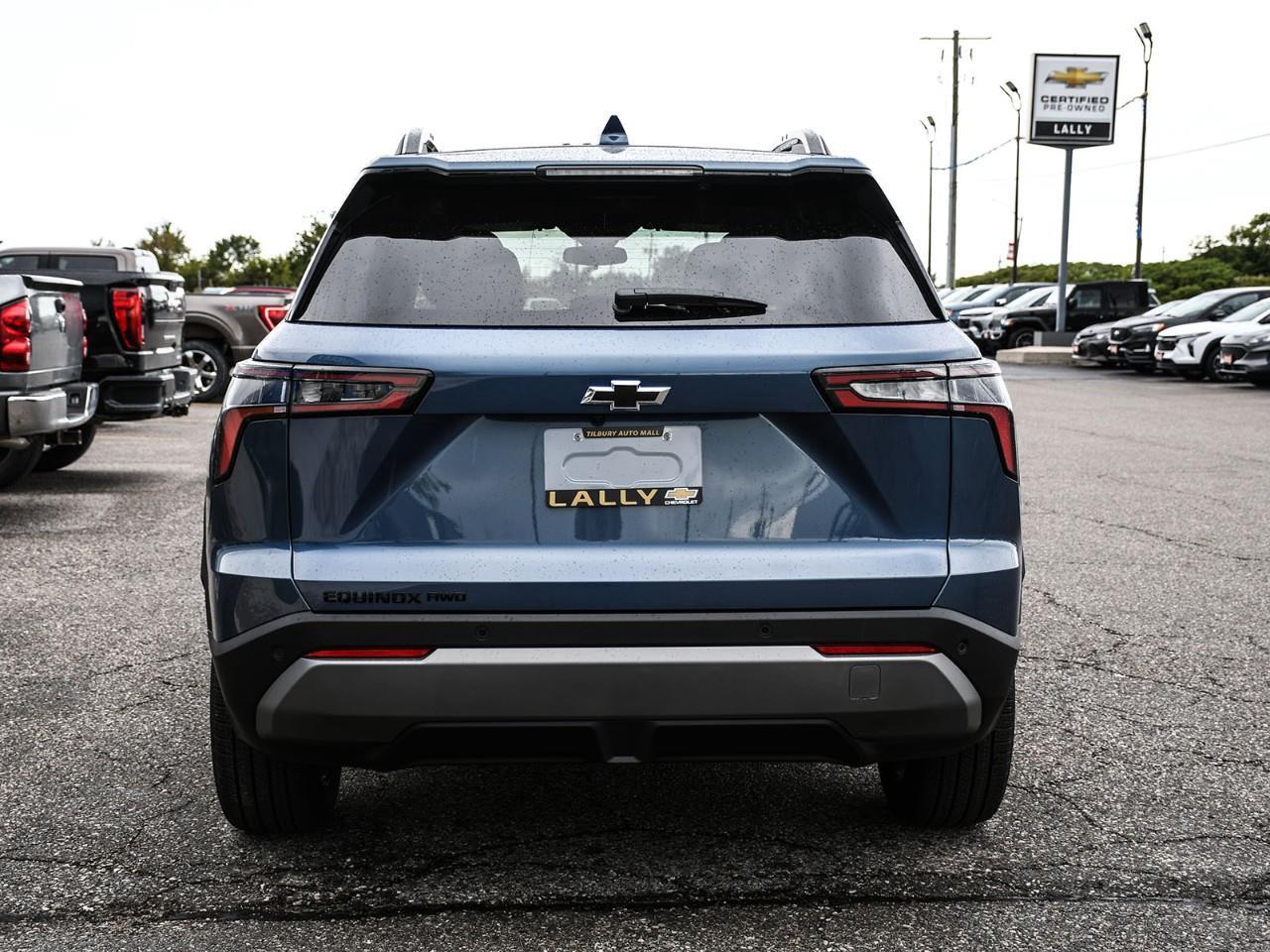 2027 Chevrolet Equinox LT Photo