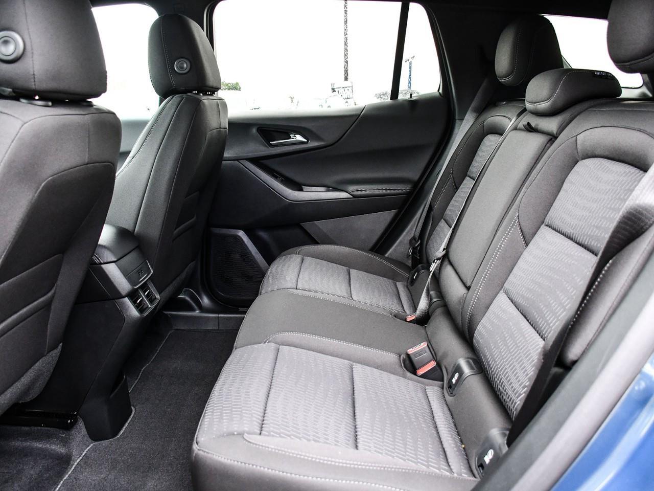 2027 Chevrolet Equinox LT Photo