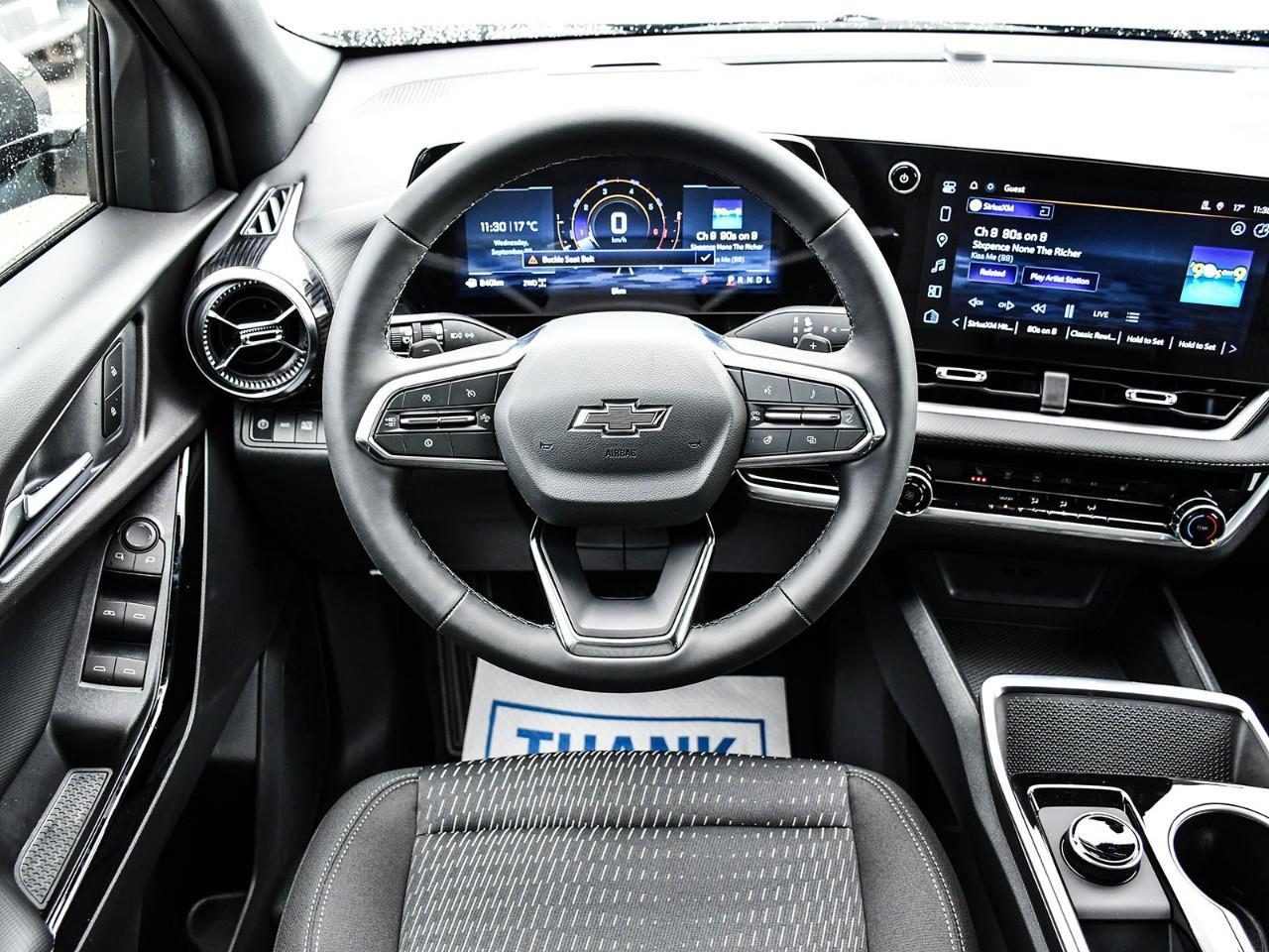 2027 Chevrolet Equinox LT Photo