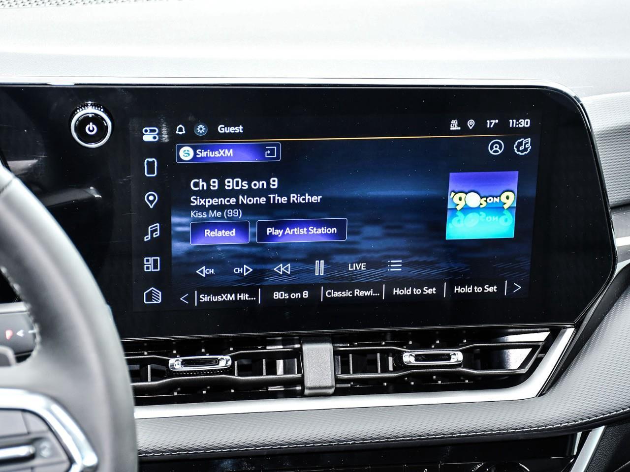 2027 Chevrolet Equinox LT Photo
