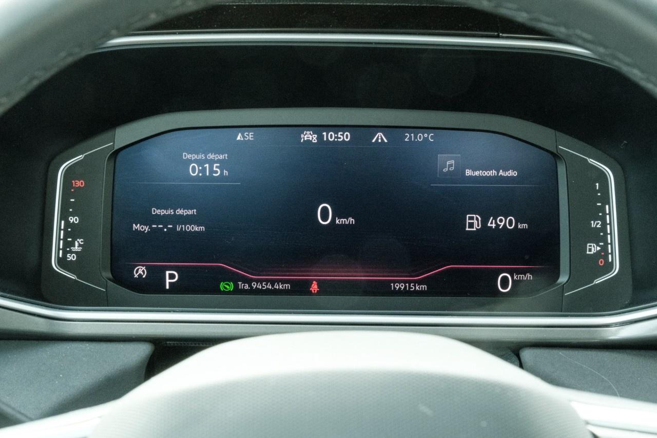 2025 Volkswagen Taos Comfortline Black Edition 4MOTION Photo