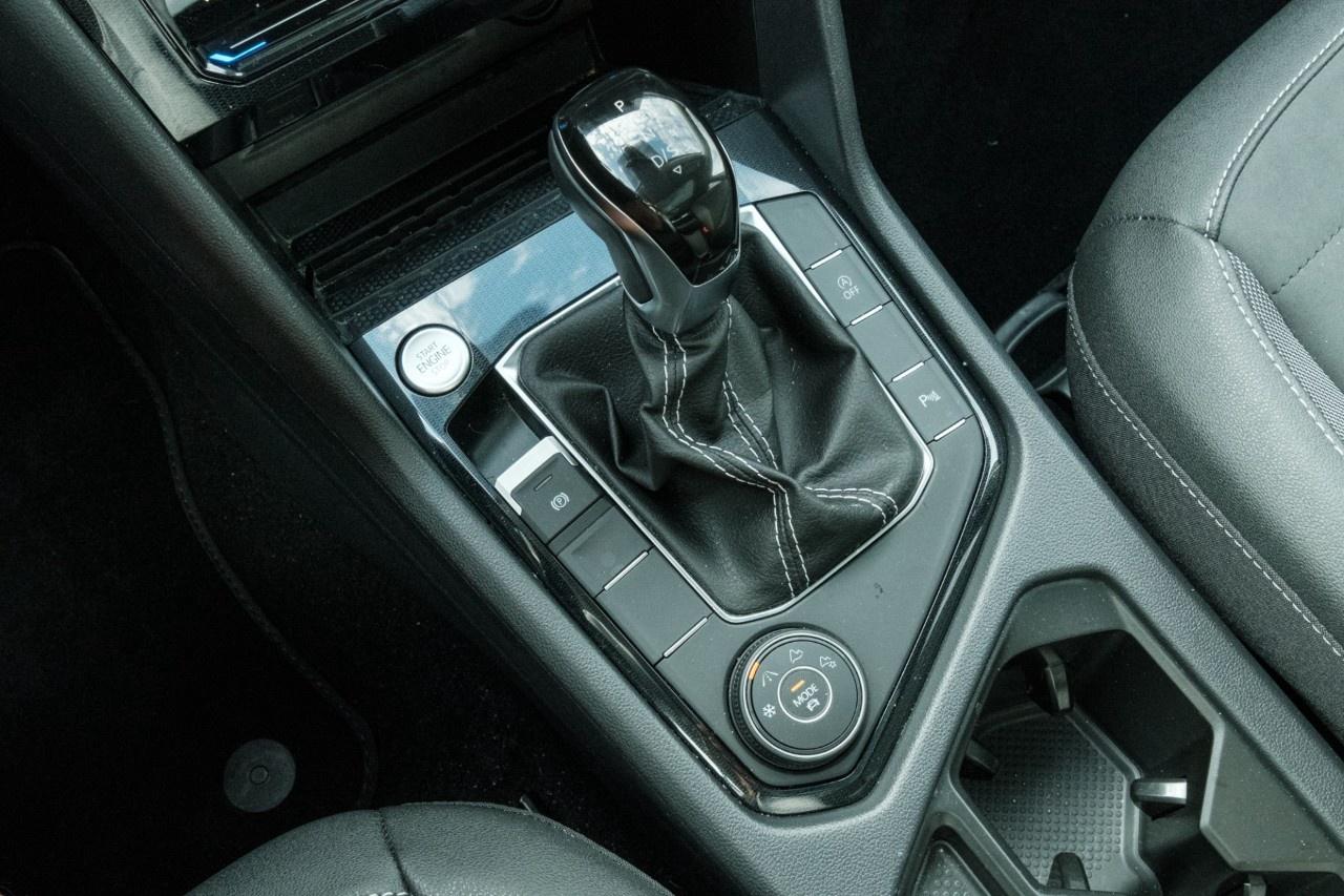 2025 Volkswagen Taos Comfortline Black Edition 4MOTION Photo