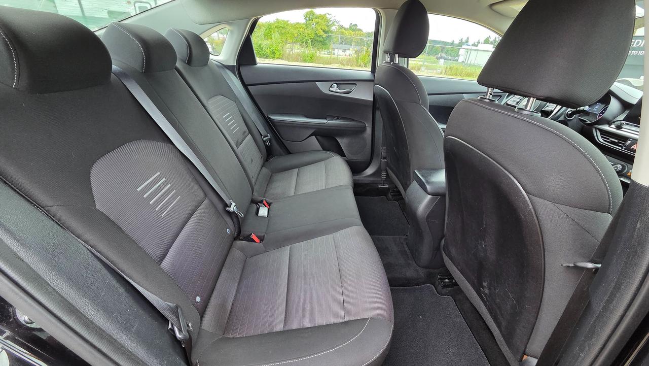2021 Kia Forte LX Photo