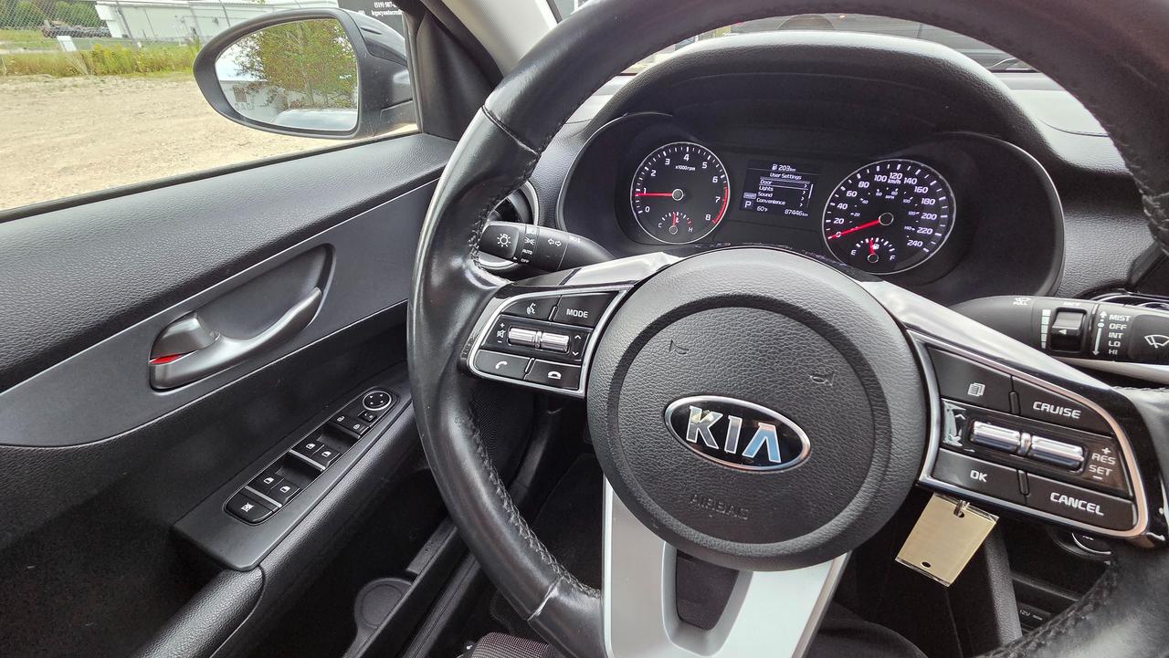 2021 Kia Forte LX Photo