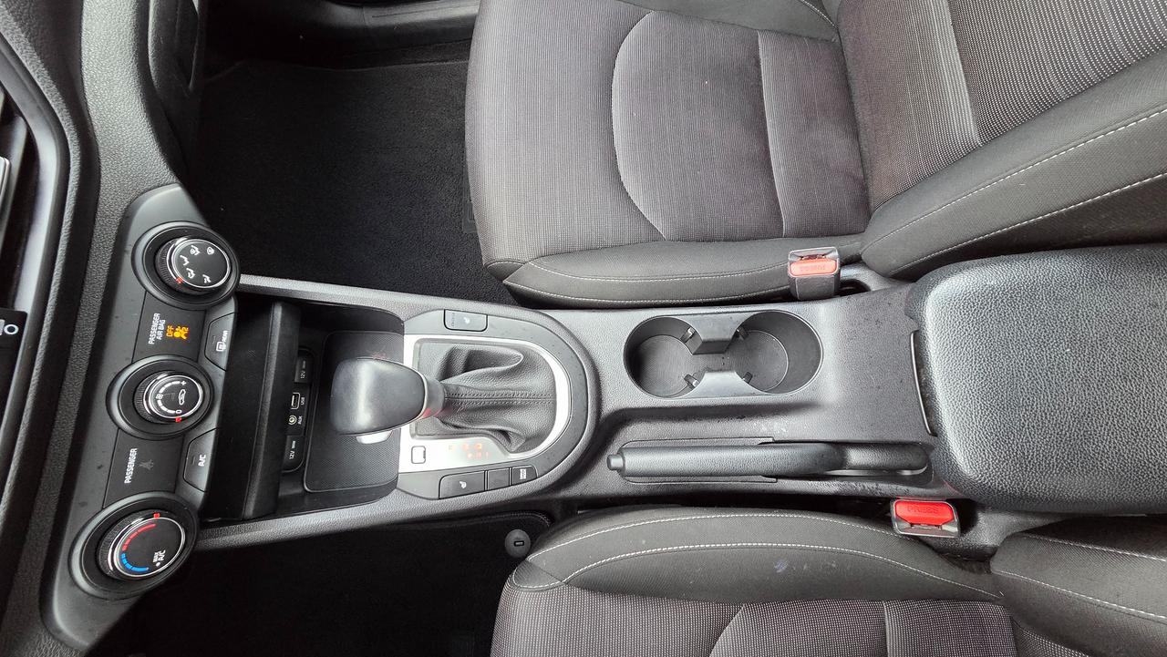 2021 Kia Forte LX Photo