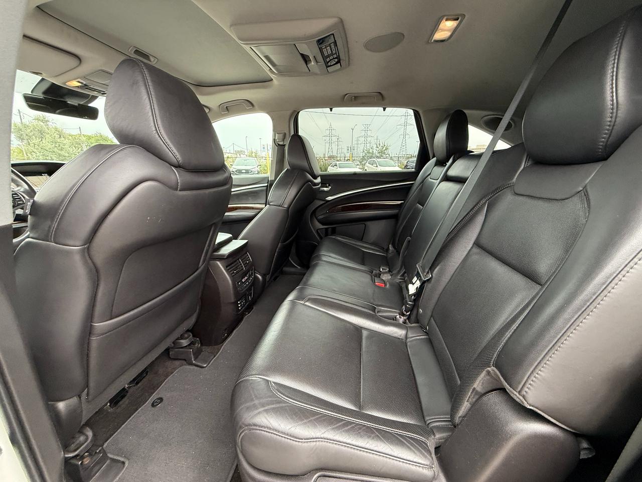 2017 Acura MDX Tech pkg Photo