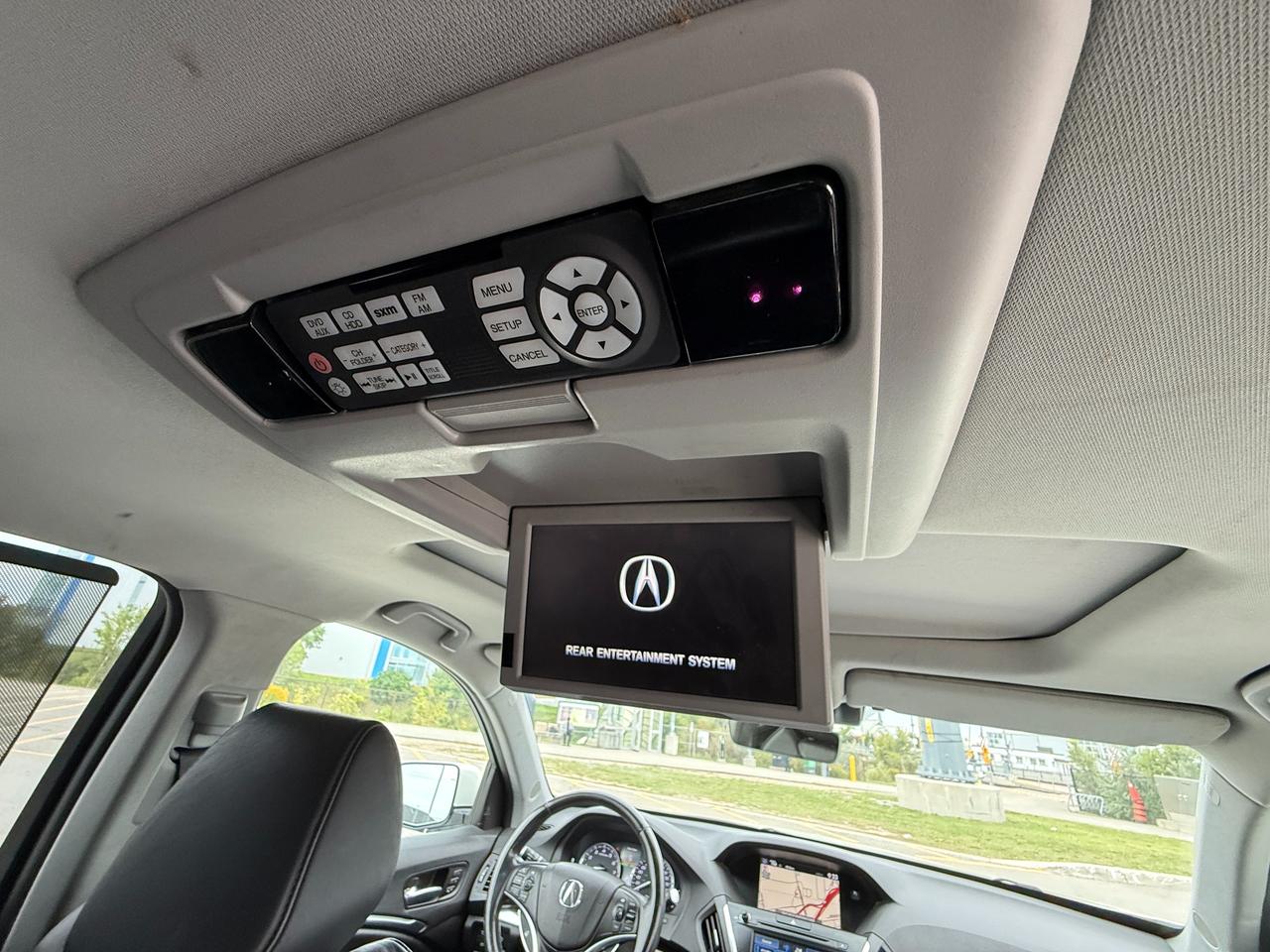 2017 Acura MDX Tech pkg Photo