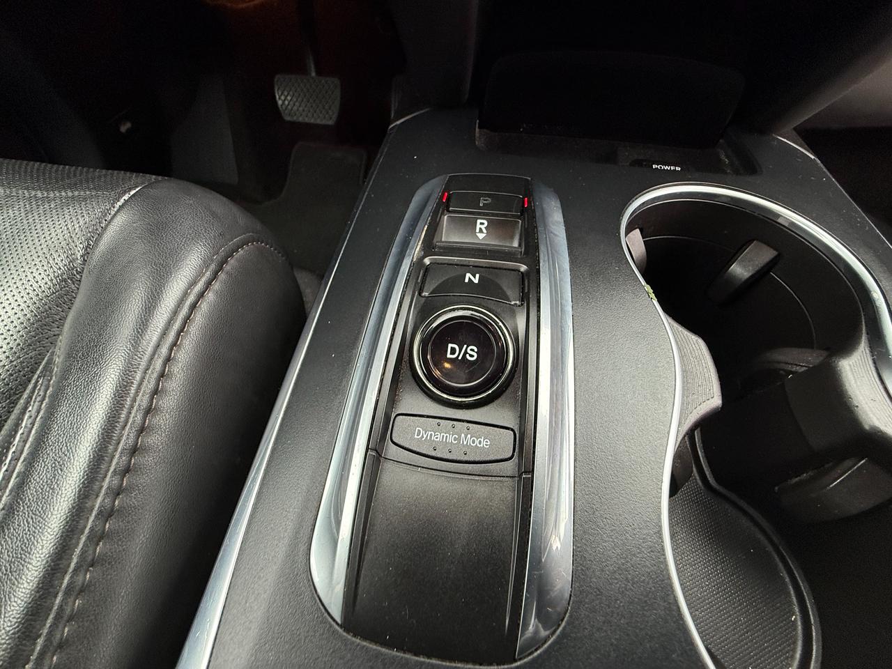 2017 Acura MDX Tech pkg Photo