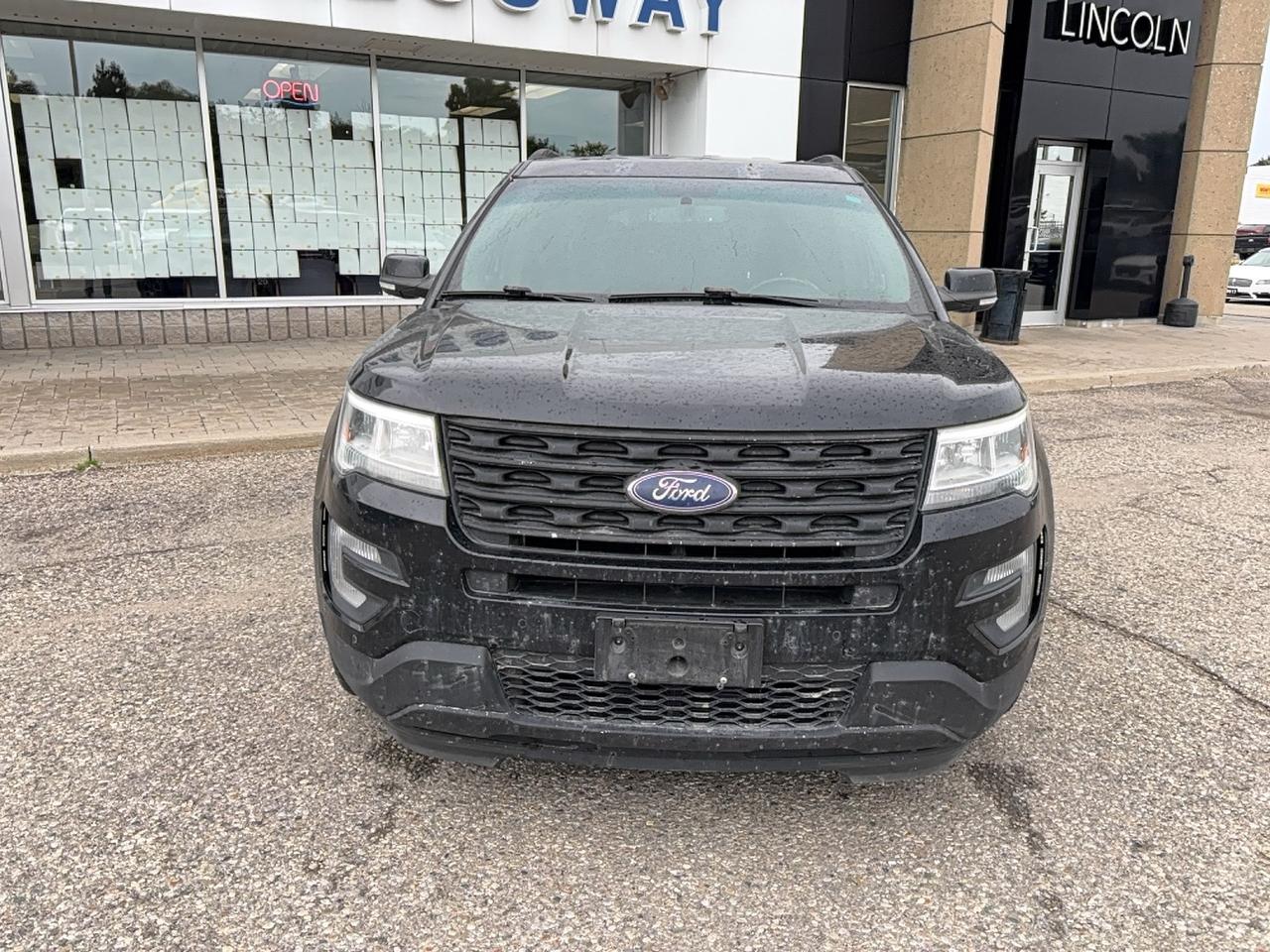 2017 Ford Explorer XLT, 4WD, CLOTH, 2 SETS OF TIRES, AS TRADED Photo1