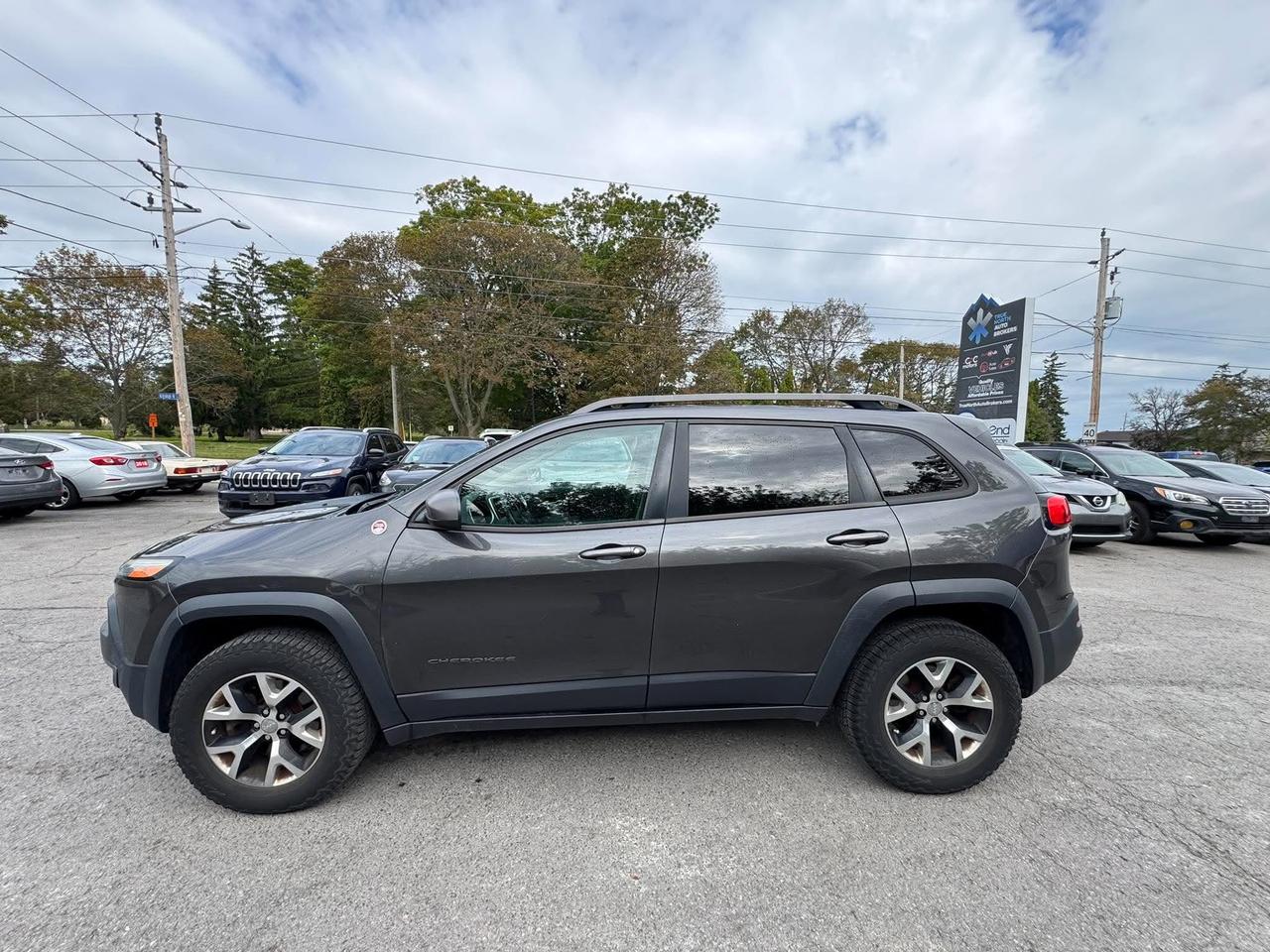 2016 Jeep Cherokee 4WD 4dr Trailhawk Photo