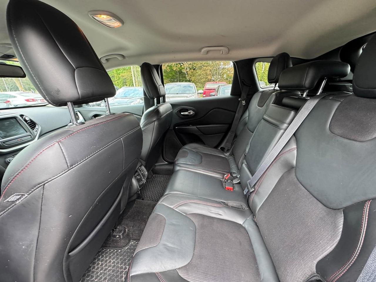2016 Jeep Cherokee 4WD 4dr Trailhawk Photo
