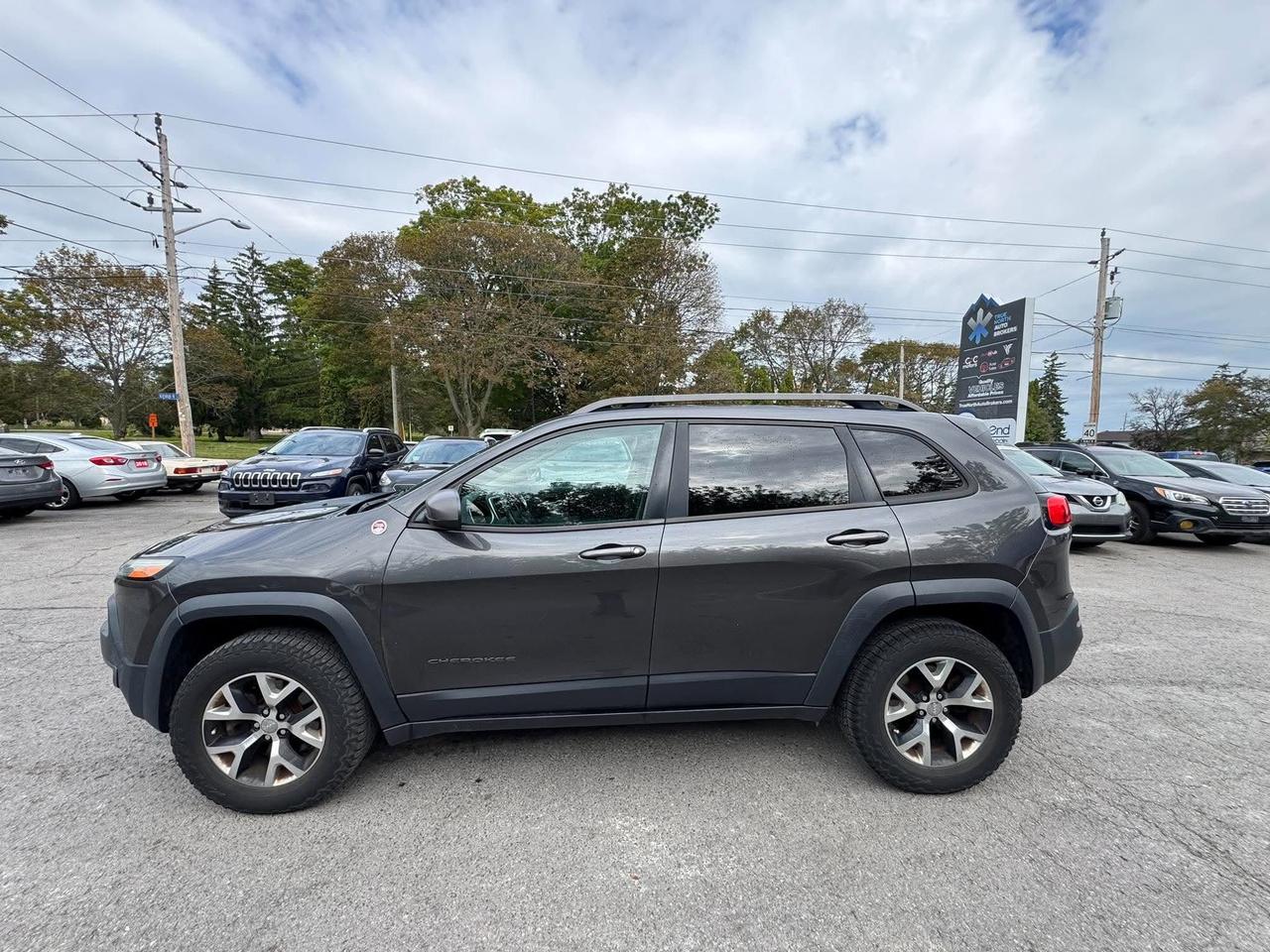 2016 Jeep Cherokee 4WD 4dr Trailhawk Photo