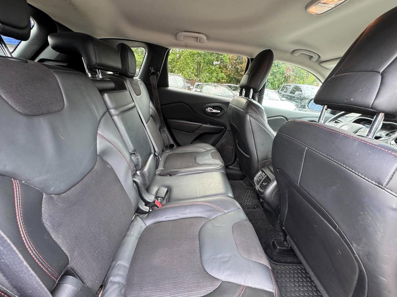 2016 Jeep Cherokee 4WD 4dr Trailhawk Photo