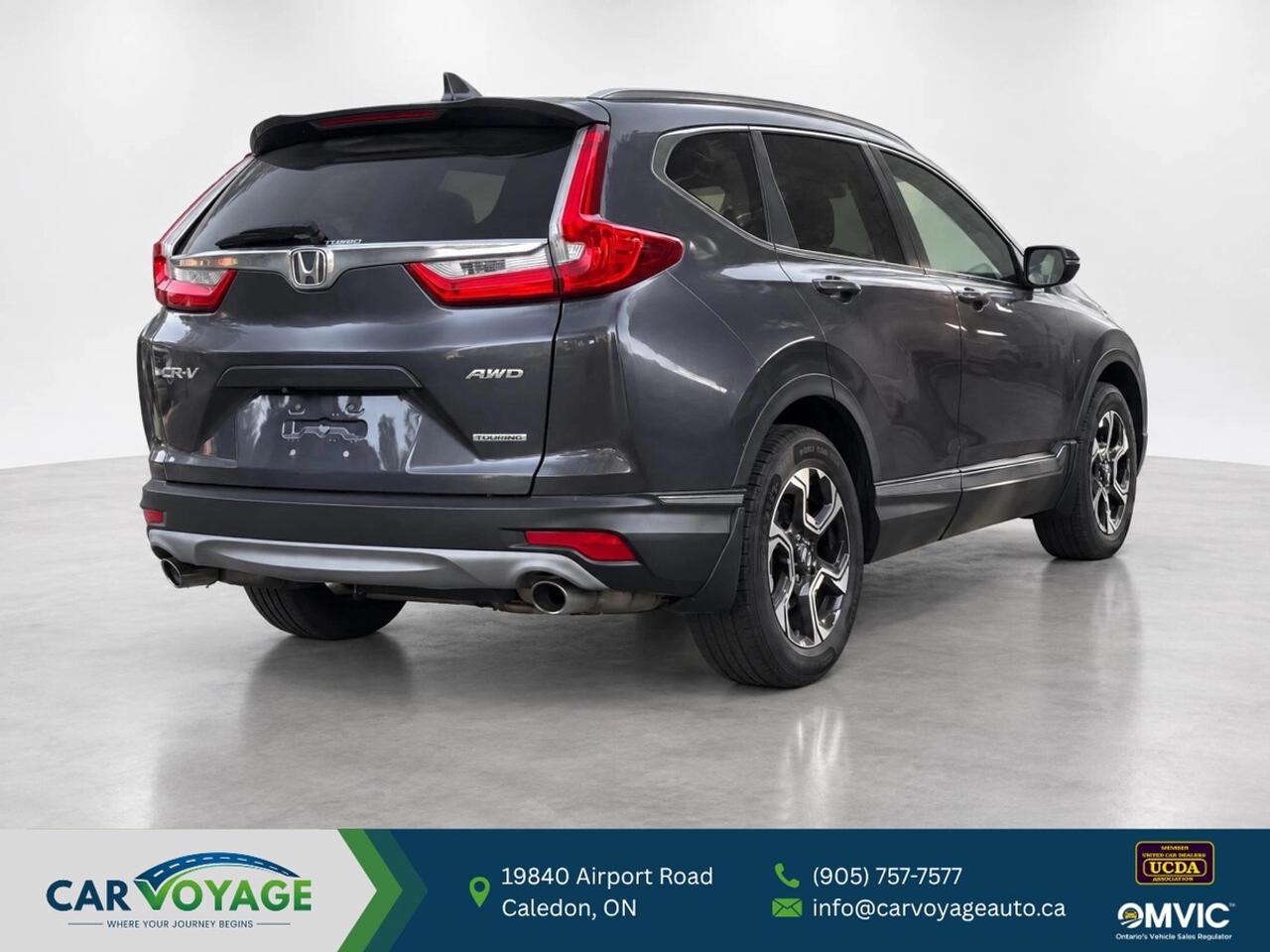 2017 Honda CR-V Touring Photo3