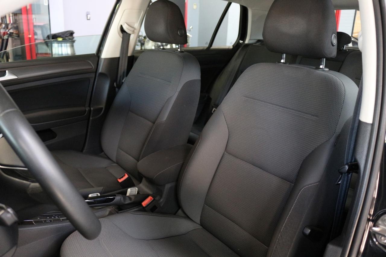 2020 Volkswagen Golf TRENDLINE TSI - CLEAN TITLE Photo