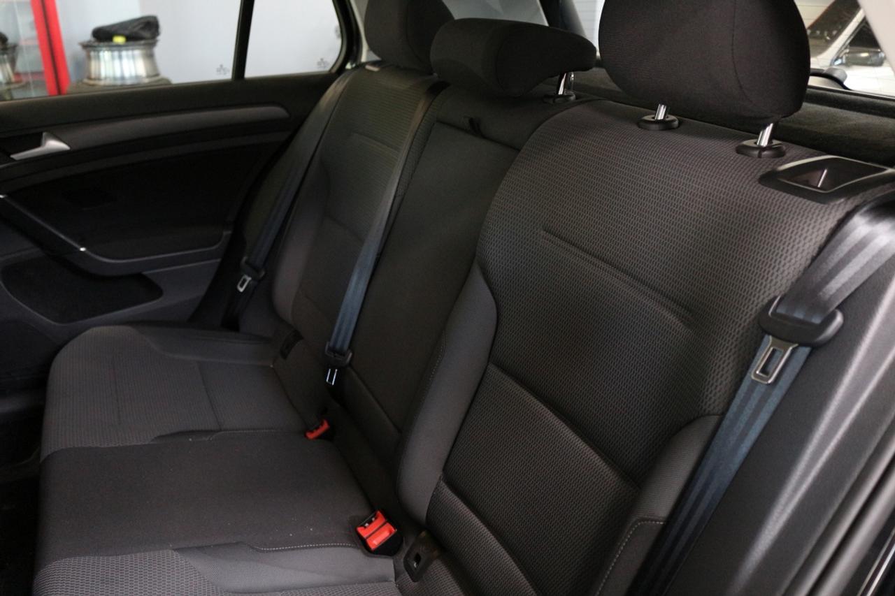2020 Volkswagen Golf TRENDLINE TSI - CLEAN TITLE Photo