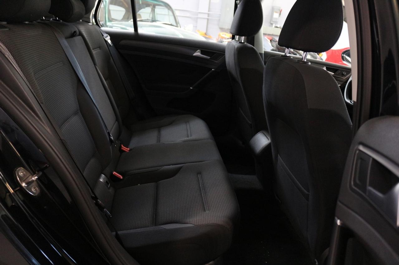 2020 Volkswagen Golf TRENDLINE TSI - CLEAN TITLE Photo