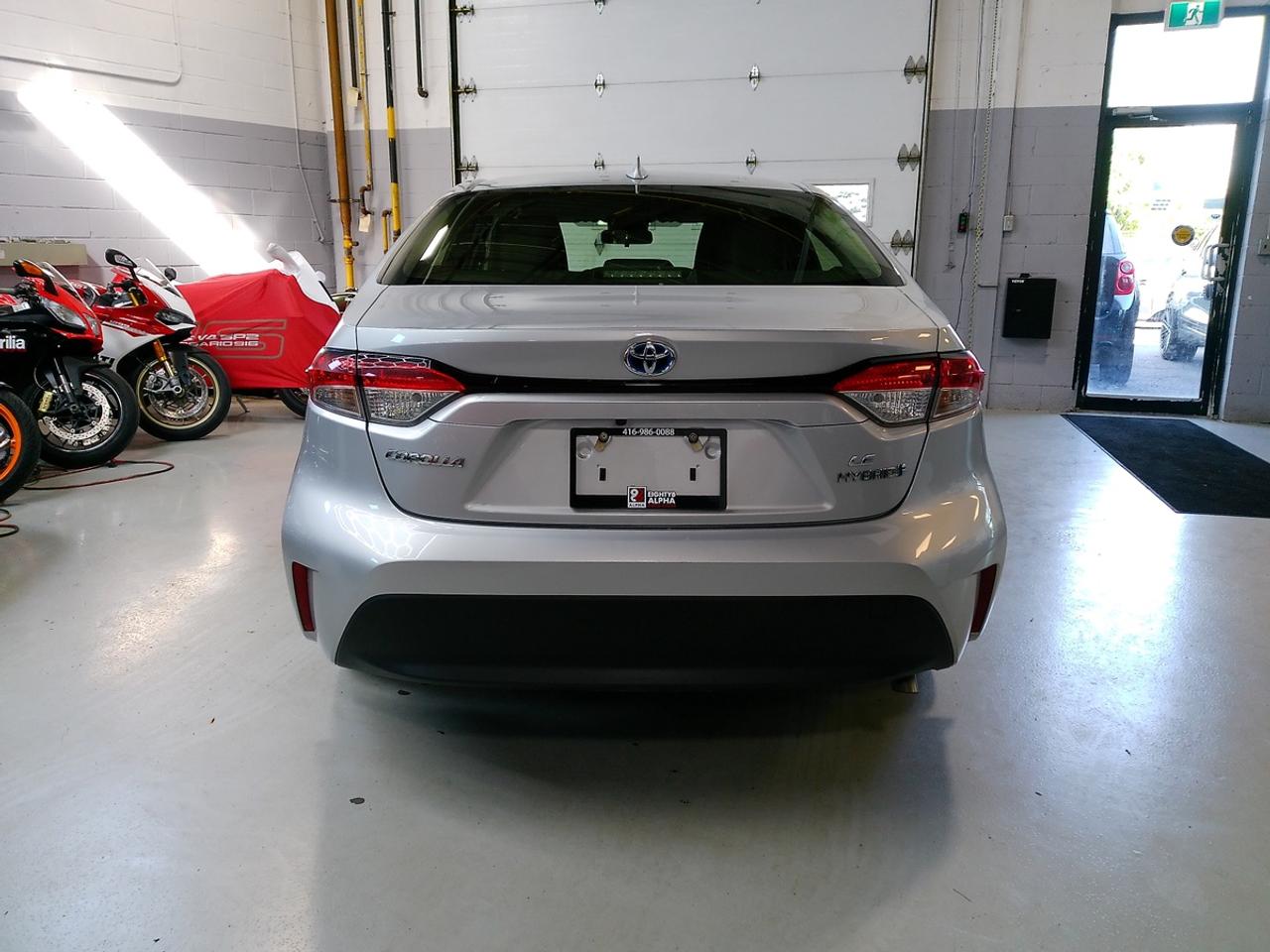 2023 Toyota Corolla LE Hybrid - CLEAN CARFAX ACCIDENT FREE Photo3
