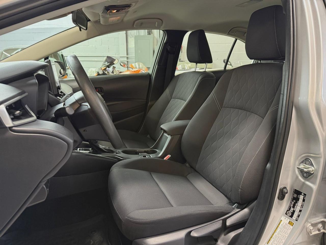 2023 Toyota Corolla LE Hybrid - CLEAN CARFAX ACCIDENT FREE Photo